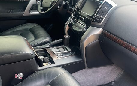 Toyota Land Cruiser 200, 2012 год, 3 650 000 рублей, 14 фотография