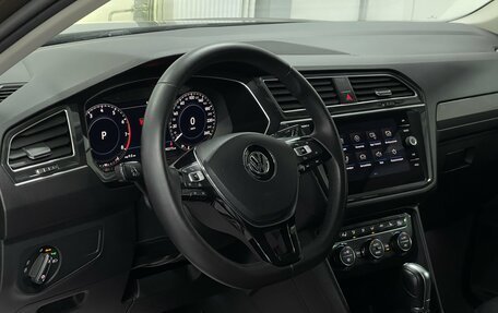 Volkswagen Tiguan II, 2018 год, 2 449 000 рублей, 8 фотография