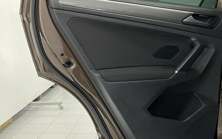 Volkswagen Tiguan II, 2018 год, 2 449 000 рублей, 19 фотография