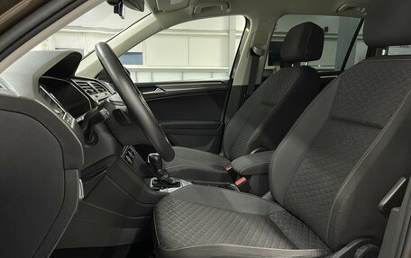 Volkswagen Tiguan II, 2018 год, 2 449 000 рублей, 18 фотография