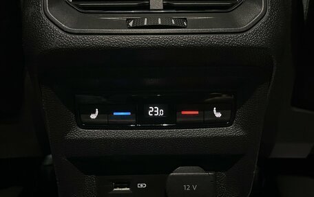 Volkswagen Tiguan II, 2018 год, 2 449 000 рублей, 21 фотография