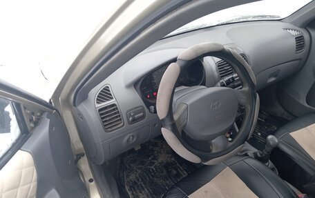 Hyundai Accent II, 2004 год, 290 000 рублей, 8 фотография