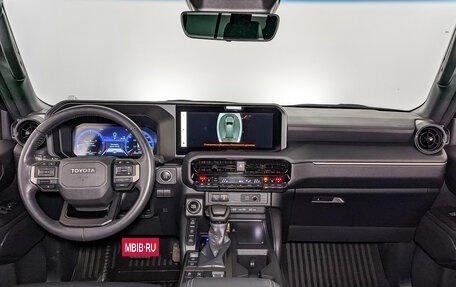 Toyota Land Cruiser 70, 2024 год, 9 995 000 рублей, 14 фотография