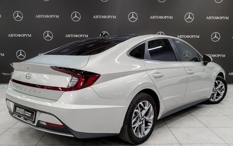 Hyundai Sonata VIII, 2022 год, 2 850 000 рублей, 5 фотография