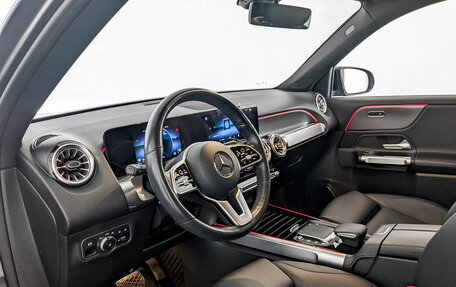 Mercedes-Benz GLB, 2021 год, 3 995 000 рублей, 16 фотография