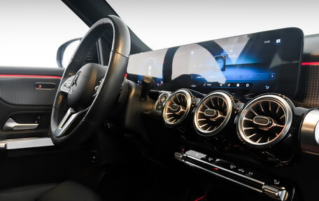 Mercedes-Benz GLB, 2021 год, 3 995 000 рублей, 29 фотография