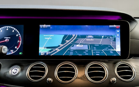 Mercedes-Benz E-Класс, 2017 год, 3 390 000 рублей, 15 фотография