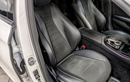 Mercedes-Benz E-Класс, 2017 год, 3 390 000 рублей, 23 фотография