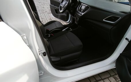 Hyundai Solaris II рестайлинг, 2017 год, 1 153 000 рублей, 8 фотография