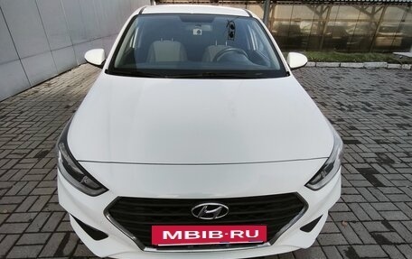 Hyundai Solaris II рестайлинг, 2017 год, 1 153 000 рублей, 9 фотография