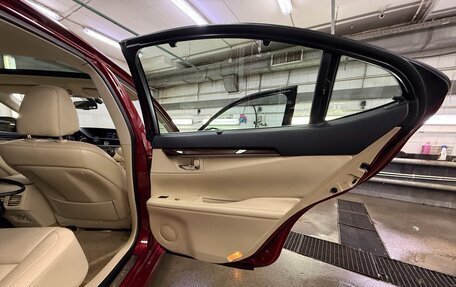 Lexus ES VII, 2013 год, 2 300 000 рублей, 17 фотография