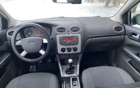 Ford Focus II рестайлинг, 2007 год, 550 000 рублей, 23 фотография