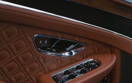 Bentley Continental GT III, 2018 год, 19 000 000 рублей, 11 фотография