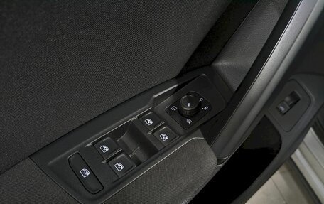 Volkswagen Tiguan II, 2019 год, 2 750 000 рублей, 12 фотография