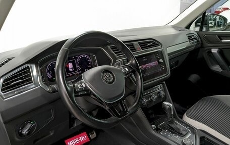 Volkswagen Tiguan II, 2019 год, 2 750 000 рублей, 13 фотография