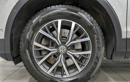 Volkswagen Tiguan II, 2019 год, 2 750 000 рублей, 18 фотография