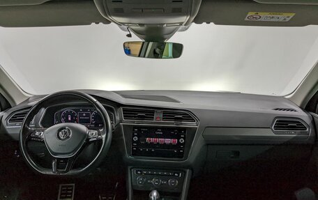 Volkswagen Tiguan II, 2019 год, 2 750 000 рублей, 23 фотография