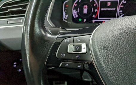 Volkswagen Tiguan II, 2019 год, 2 750 000 рублей, 27 фотография