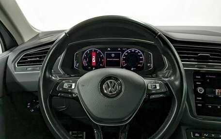 Volkswagen Tiguan II, 2019 год, 2 750 000 рублей, 25 фотография