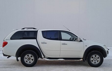 Mitsubishi L200 IV рестайлинг, 2012 год, 1 190 000 рублей, 4 фотография