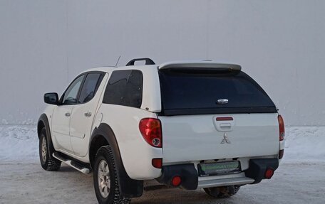 Mitsubishi L200 IV рестайлинг, 2012 год, 1 190 000 рублей, 7 фотография