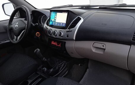 Mitsubishi L200 IV рестайлинг, 2012 год, 1 190 000 рублей, 15 фотография