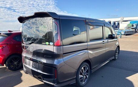 Honda Stepwgn IV, 2015 год, 1 550 000 рублей, 3 фотография