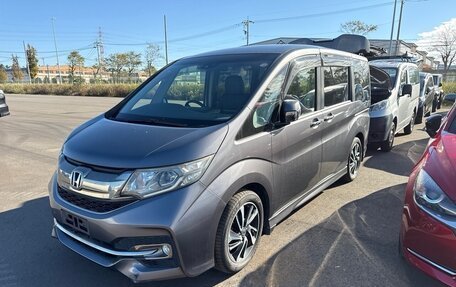 Honda Stepwgn IV, 2015 год, 1 550 000 рублей, 2 фотография