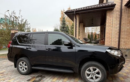 Toyota Land Cruiser Prado 150 рестайлинг 2, 2019 год, 4 980 000 рублей, 1 фотография