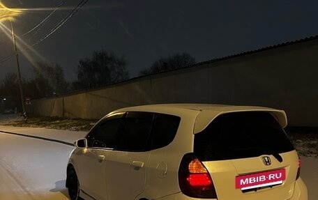 Honda Fit III, 2002 год, 325 000 рублей, 11 фотография