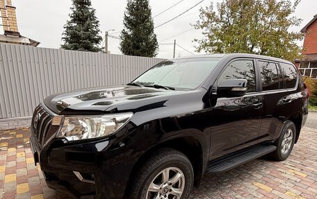 Toyota Land Cruiser Prado 150 рестайлинг 2, 2019 год, 4 980 000 рублей, 2 фотография