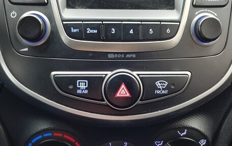 Hyundai Solaris II рестайлинг, 2016 год, 1 150 000 рублей, 6 фотография