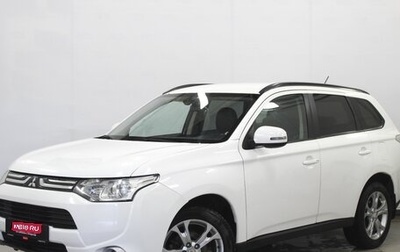 Mitsubishi Outlander III рестайлинг 3, 2013 год, 1 270 000 рублей, 1 фотография