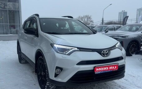 Toyota RAV4, 2019 год, 2 784 000 рублей, 1 фотография