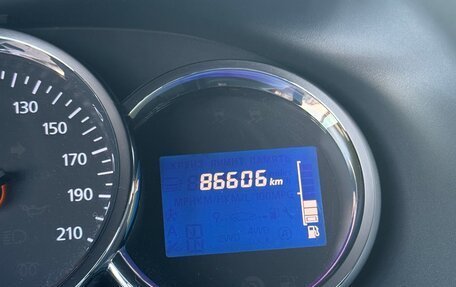 Renault Sandero II рестайлинг, 2015 год, 695 000 рублей, 9 фотография