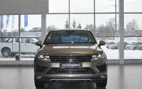 Volkswagen Touareg III, 2015 год, 3 570 000 рублей, 3 фотография