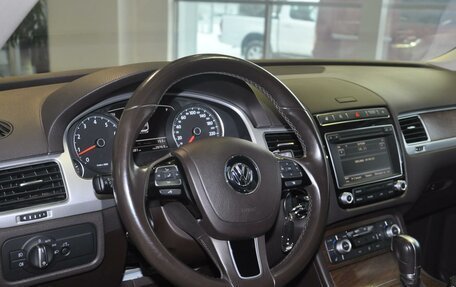 Volkswagen Touareg III, 2015 год, 3 570 000 рублей, 10 фотография