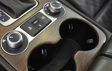 Volkswagen Touareg III, 2015 год, 3 570 000 рублей, 18 фотография