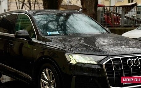 Audi Q7, 2021 год, 11 000 000 рублей, 2 фотография