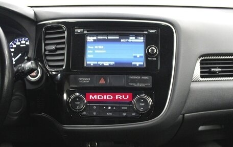 Mitsubishi Outlander III рестайлинг 3, 2013 год, 1 270 000 рублей, 12 фотография