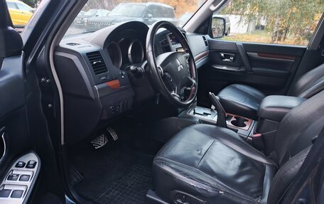 Mitsubishi Pajero IV, 2008 год, 1 250 000 рублей, 11 фотография