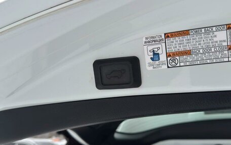 Toyota RAV4, 2019 год, 2 784 000 рублей, 9 фотография