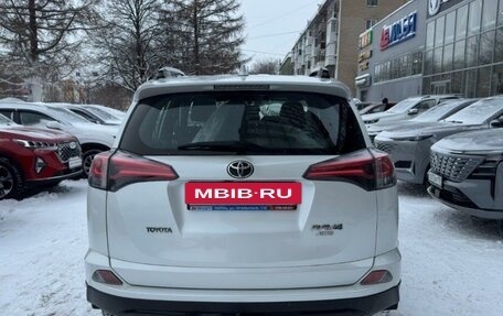Toyota RAV4, 2019 год, 2 784 000 рублей, 8 фотография