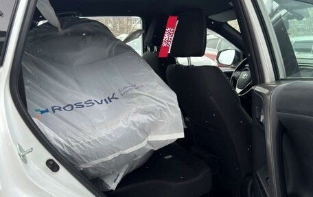 Toyota RAV4, 2019 год, 2 784 000 рублей, 26 фотография