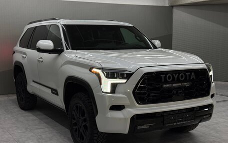 Toyota Sequoia, 2022 год, 9 950 000 рублей, 1 фотография