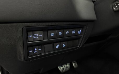 Toyota Sequoia, 2022 год, 9 950 000 рублей, 18 фотография