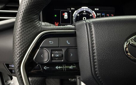 Toyota Sequoia, 2022 год, 9 950 000 рублей, 27 фотография