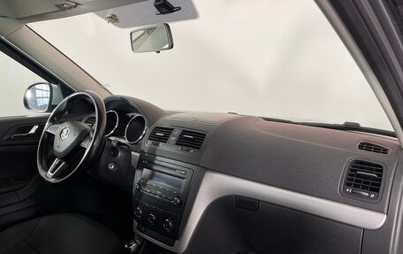 Skoda Yeti I рестайлинг, 2014 год, 1 100 000 рублей, 11 фотография