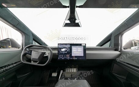 Tesla Cybertruck, 2024 год, 20 500 000 рублей, 7 фотография