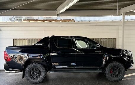 Toyota Hilux VIII, 2022 год, 3 710 007 рублей, 7 фотография